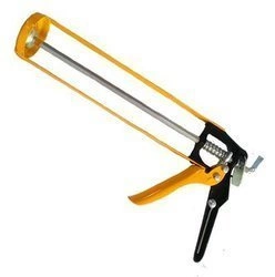 Wyciskacz szkieletowy do mas i silikonów 