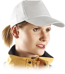 Czapka z daszkiem biała CZ